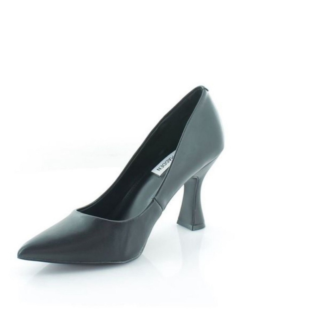 Lecture Pump from Steve Madden